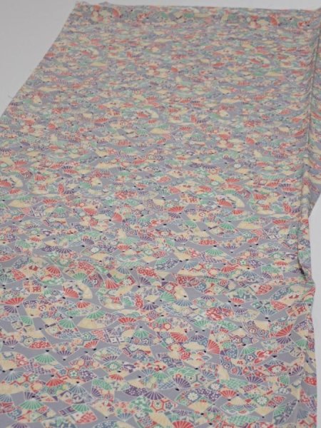 Photo3: 2P02z60  Japanese Kimono Silk  FABRIC Folding fan Light gray 44.5x14.8 (3)
