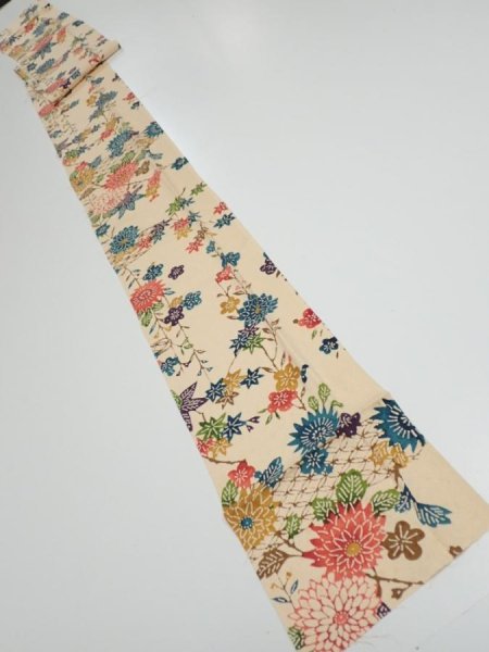 Photo5: 2Q09z50  Japanese Kimono Silk  FABRIC Flowers Light brown 82.3x6.5 (5)