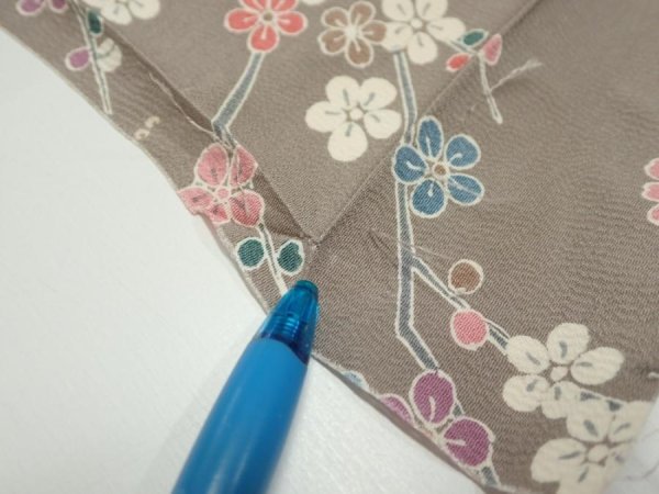 Photo6: 2Q09z50  Japanese Kimono Silk  FABRIC Plum branch  80.3x7.1 (6)