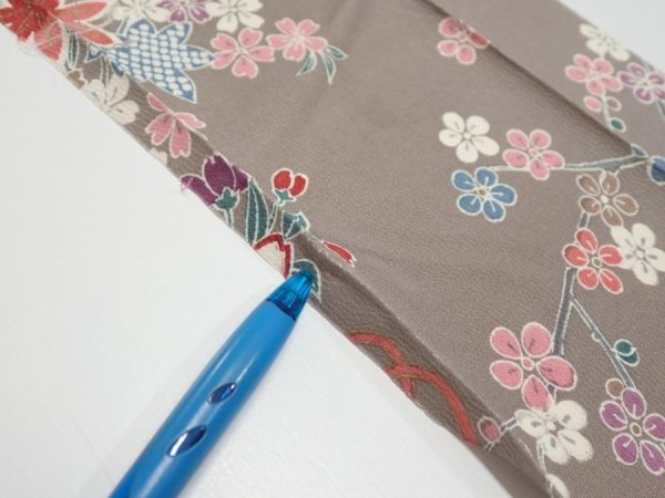 Photo8: 2Q09z50  Japanese Kimono Silk  FABRIC Plum branch  80.3x7.1 (8)