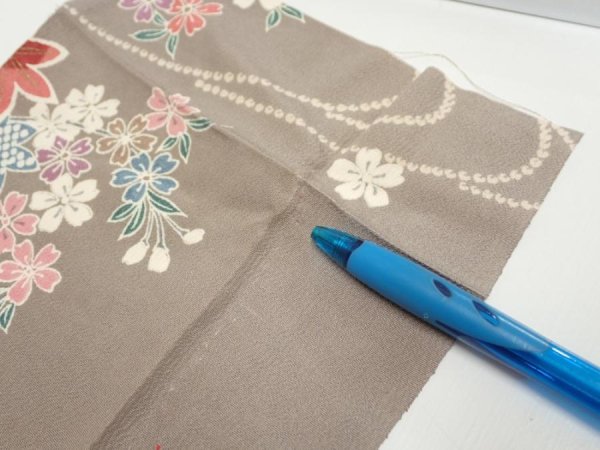 Photo11: 2Q09z50  Japanese Kimono Silk  FABRIC Plum branch  80.3x7.1 (11)