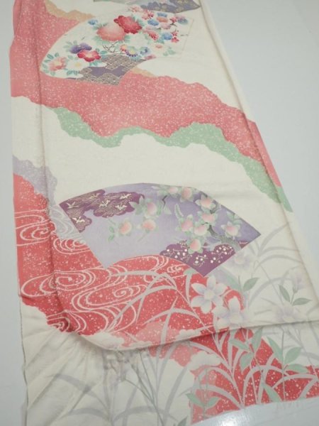 Photo2: 2S01z120  Japanese Kimono Silk  FABRIC Flowers Off-white 86.6x15.7 (2)