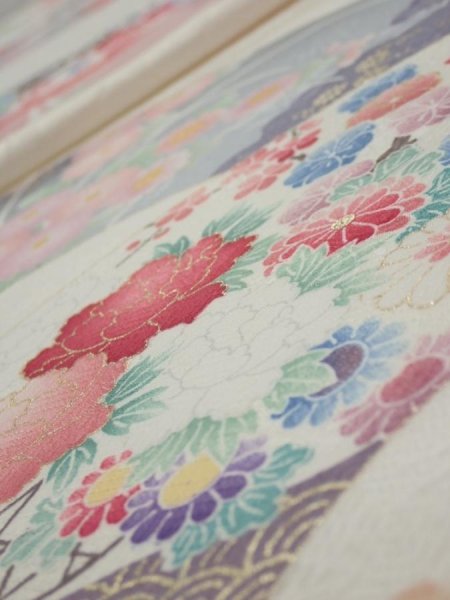 Photo4: 2S01z120  Japanese Kimono Silk  FABRIC Flowers Off-white 86.6x15.7 (4)