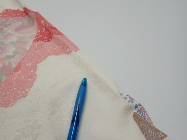 Photo7: 2S01z120  Japanese Kimono Silk  FABRIC Flowers Off-white 86.6x15.7 (7)