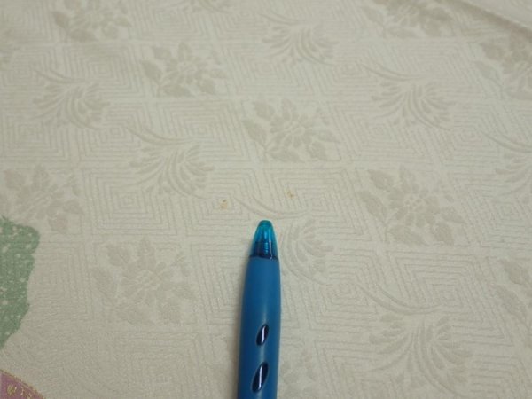 Photo7: 2S02z120  Japanese Kimono Silk  FABRIC Flowers Off-white 86.6x15.7 (7)