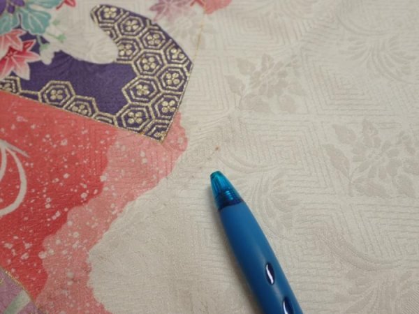 Photo7: 2S04z90  Japanese Kimono Silk  FABRIC Flowers Off-white 68.5x15.7 (7)