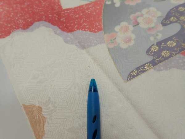Photo8: 2S05z100  Japanese Kimono Silk  FABRIC Flowers Off-white 70.9x15.7 (8)