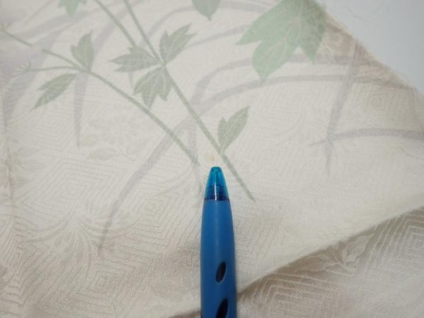 Photo6: 2S08z50  Japanese Kimono Silk  FABRIC Flowers Off-white 65.0x7.9 (6)