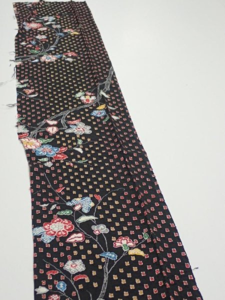 Photo3: 2S07z50  Japanese Kimono Silk  FABRIC Flower Black 56.7x7.5 (3)