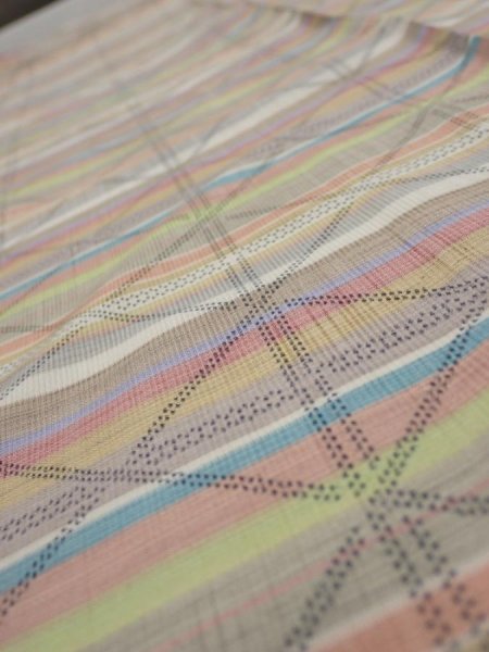 Photo4: 2S06z70  Japanese Kimono Silk TSUMUGI FABRIC Lattice Brown-Gray 67.7x14.8 (4)