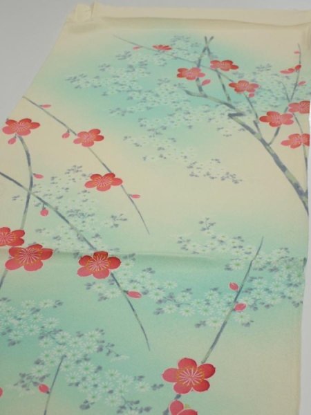 Photo3: 4F02z60  Japanese Kimono Silk  FABRIC Plum branch Light cream 40.9x13.8 (3)