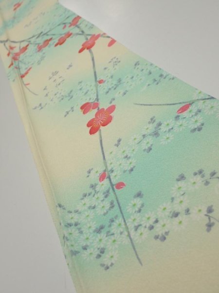Photo1: 4F07z40  Japanese Kimono Silk  FABRIC Plum branch Light cream 56.3x6.9 (1)