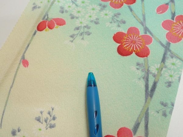 Photo6: 4F07z40  Japanese Kimono Silk  FABRIC Plum branch Light cream 56.3x6.9 (6)