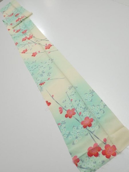 Photo5: 4F09z50  Japanese Kimono Silk  FABRIC Plum branch Light cream 79.5x6.9 (5)