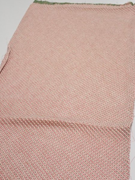 Photo4: 4F02z50  Japanese Kimono Silk SHIBORI FABRIC  Coral pink 41.3x14.0 (4)