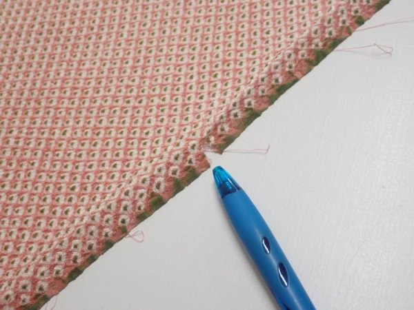 Photo6: 4F02z50  Japanese Kimono Silk SHIBORI FABRIC  Coral pink 41.3x14.0 (6)