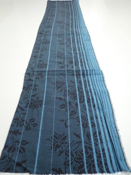 Photo5: 4G05z80  Japanese Kimono Silk TSUMUGI FABRIC Flower Light blue 66.9x14.6 (5)