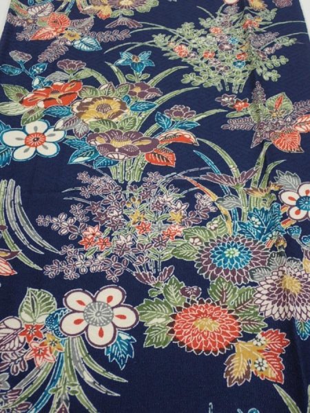 Photo1: 4D06z90  Japanese Kimono Silk  FABRIC Flowers Dark navy 66.1x14.8 (1)