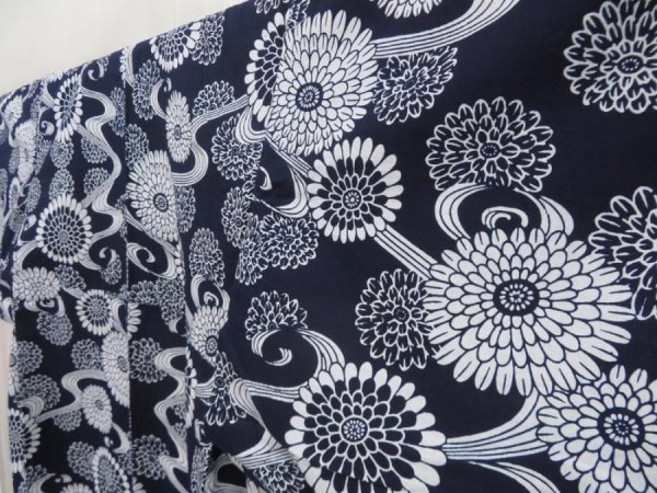 Photo2: 5309T03z470  Japanese Kimono Cotton YUKATA Chrysanthemum Indigo (2)