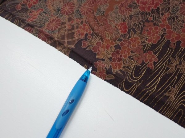 Photo6: 4K01z60  Japanese Kimono Silk  FABRIC Flowers Dark brown 38.6x14.6 (6)