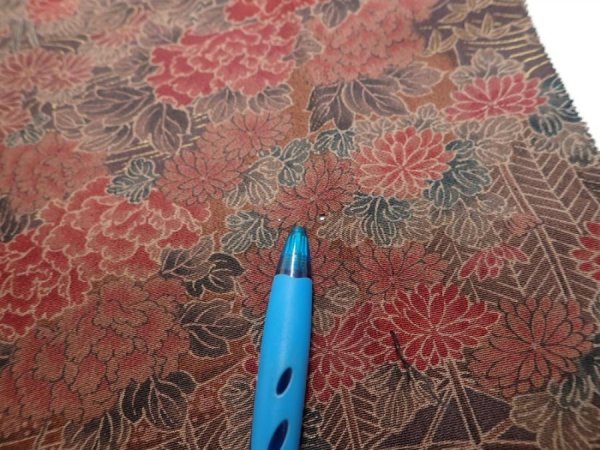 Photo7: 4K05z90  Japanese Kimono Silk  FABRIC Flowers Dark brown 66.1x14.6 (7)