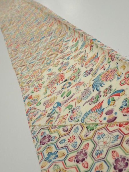 Photo1: 4K07z40  Japanese Kimono Silk  FABRIC Flowers Lime white 56.7x7.1 (1)