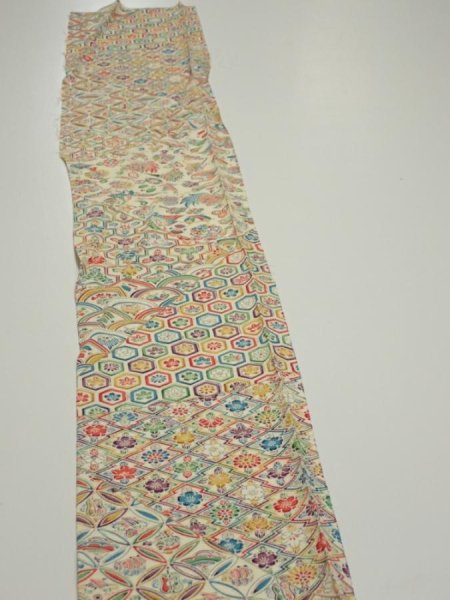 Photo3: 4K08z40  Japanese Kimono Silk  FABRIC Flowers Lime white 56.7x7.1 (3)