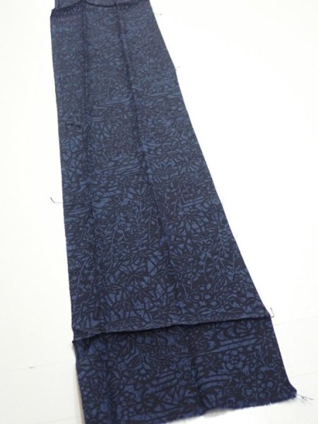 Photo2: 4K09z50  Japanese Kimono Silk  FABRIC Flowers Indigo 63.8x7.3 (2)