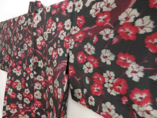 Photo2: 5312T03z380 Vintage Japanese Kimono Silk MEISEN HAORI Plum branch Black (2)