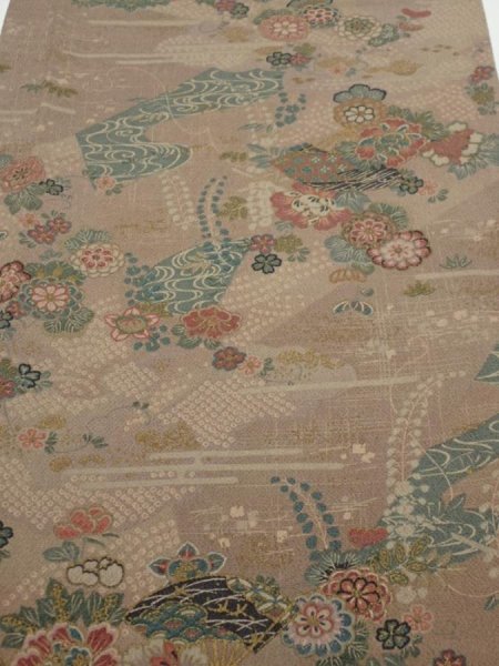 Photo1: 4H05z110  Japanese Kimono Crepe Silk  FABRIC Flowers Brown-Gray 69.3x14.2 (1)