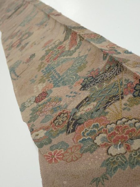 Photo1: 4H07z50  Japanese Kimono Crepe Silk  FABRIC Flowers Brown-Gray 59.8x7.1 (1)