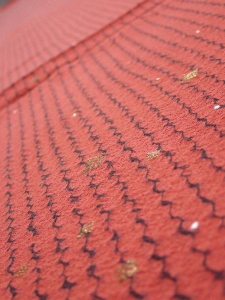 Photo4: 1Y06z100  Japanese Kimono Silk  FABRIC Shibori Red-Brown 66.5x14.6 (4)