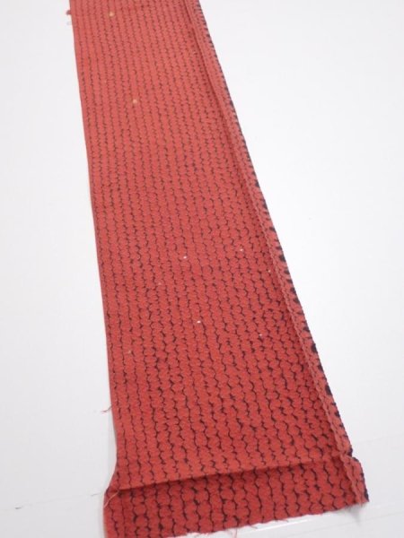 Photo2: 1Y08z50  Japanese Kimono Silk  FABRIC Shibori Red-Brown 61.4x7.5 (2)