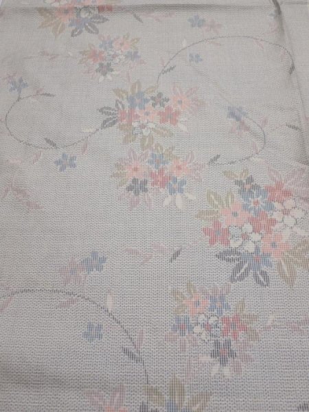 Photo1: 2N01z40  Japanese Kimono Silk TSUMUGI FABRIC Flowers Light gray 40.2x15.0 (1)