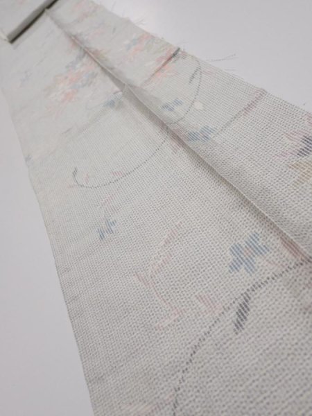 Photo1: 2N09z40  Japanese Kimono Silk TSUMUGI FABRIC Flowers Light gray 78.7x7.3 (1)