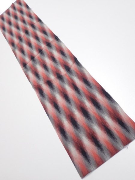 Photo1: 2N10z30 Vintage Japanese Kimono Silk  FABRIC  Red, Gray, Black 33.1x6.9 (1)