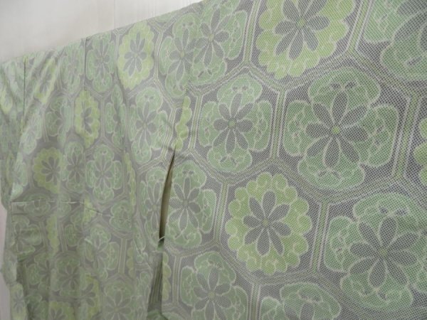 Photo2: 5327T08z710 Vintage Japanese Kimono Silk TSUMUGI Flower Light green (2)