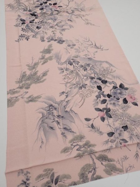 Photo2: 3R02z70  Japanese Kimono Crepe Silk  FABRIC Flowers Light pink 44.1x15.0 (2)