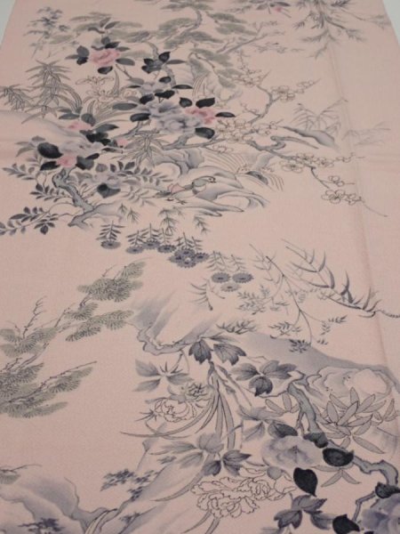 Photo1: 3R04z90  Japanese Kimono Crepe Silk  FABRIC Flowers Light pink 63.8x15.0 (1)