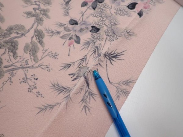 Photo10: 3R05z90  Japanese Kimono Crepe Silk  FABRIC Flowers Light pink 63.0x15.0 (10)
