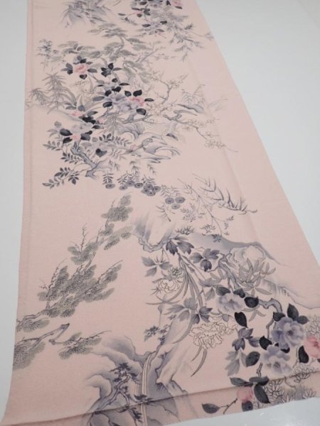 Photo2: 3R06z90  Japanese Kimono Crepe Silk  FABRIC Flowers Light pink 63.0x15.0 (2)