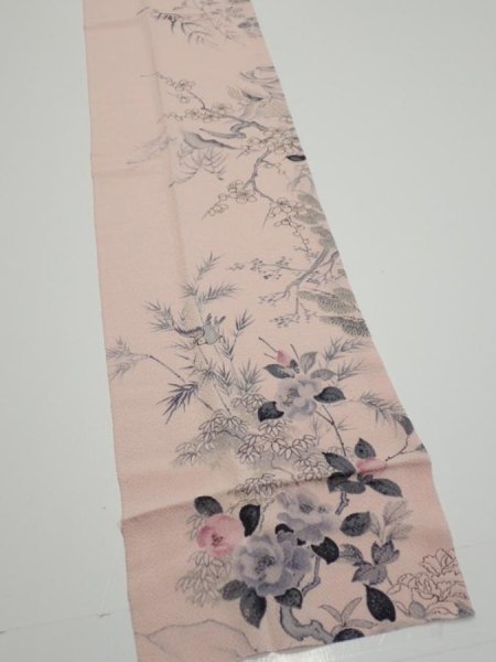 Photo2: 3R09z60  Japanese Kimono Crepe Silk  FABRIC Flowers Light pink 83.5x7.5 (2)