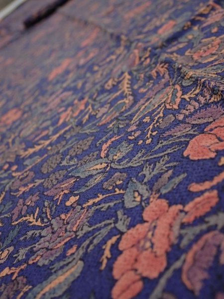 Photo4: 3R09z60  Japanese Kimono Crepe Silk  FABRIC Flowers Navy 79.5x7.1 (4)