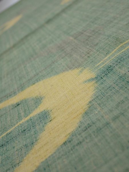 Photo4: 3R01z50  Japanese Kimono Silk TSUMUGI FABRIC Flying crane Light green 41.7x14.6 (4)