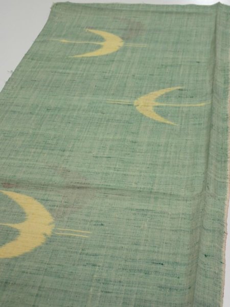 Photo3: 3R02z50  Japanese Kimono Silk TSUMUGI FABRIC Flying crane Light green 40.9x14.4 (3)
