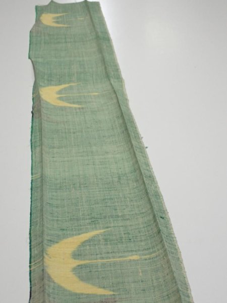 Photo3: 3R07z40  Japanese Kimono Silk TSUMUGI FABRIC Flying crane Light green 53.1x7.5 (3)