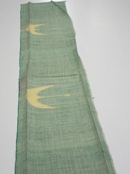 Photo3: 3R08z40  Japanese Kimono Silk TSUMUGI FABRIC Flying crane Light green 53.1x7.5 (3)