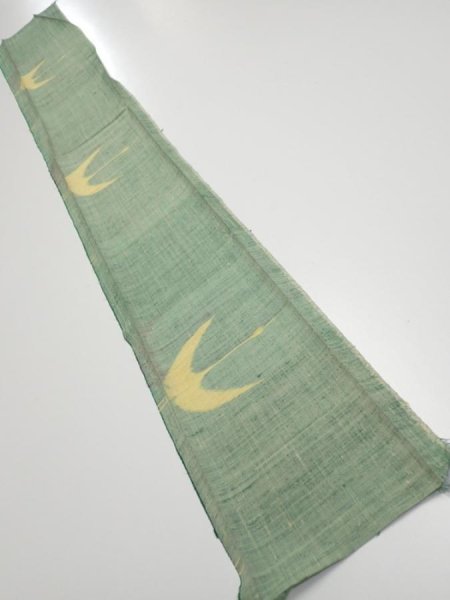 Photo5: 3R08z40  Japanese Kimono Silk TSUMUGI FABRIC Flying crane Light green 53.1x7.5 (5)