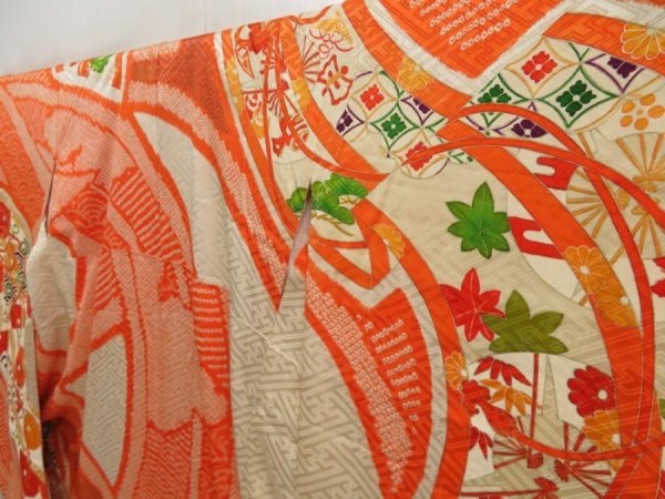 Photo2: 5330T11z1270 Vintage Japanese Kimono Silk FURISODE Flowers Dark orange (2)