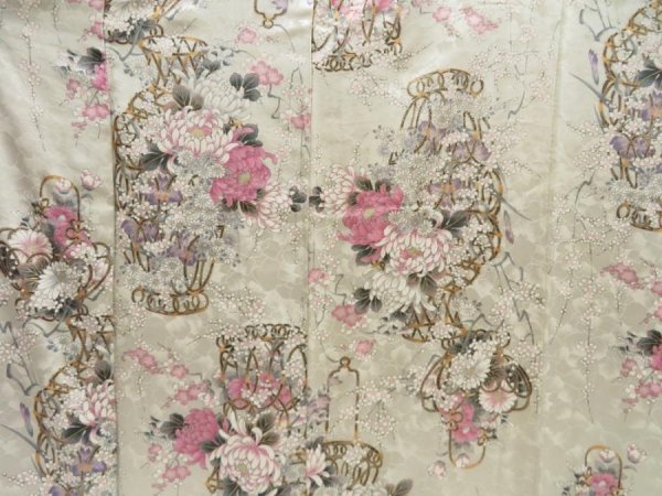 Photo8: 5330T12z1100 Vintage Japanese Kimono Silk FURISODE Smoky white (8)